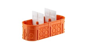 Puszka podtynkowa potrójna 60mm pomarańczowa M3x60F Multiwall 33167008