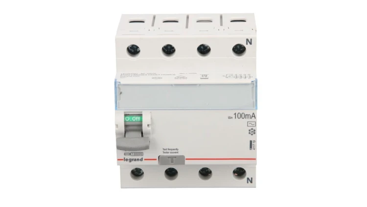 Wyłącznik różnicowoprądowy 4P 63A 0,1A typ AC P304 TX3 411719