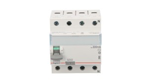 Wyłącznik różnicowoprądowy 4P 25A 0,3A typ AC P304 TX3 411727