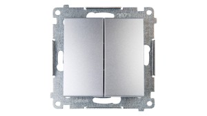 Simon 54 Łącznik świecznikowy srebrny mat DW5A.01/43