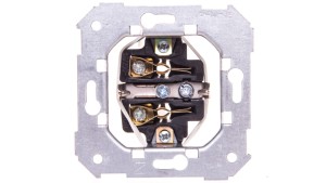Simon 82 Gniazdo pojedyncze SCHUKO z/u 16A mechanizm 75432-39