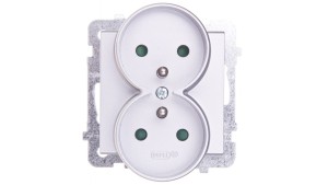 SONATA Gniazdo podwójne z/u z przesłonami srebro mat GP-2RRZP/m/38