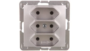 IMPRESJA Gniazdo potrójne b/u 2,5A EURO srebro GP-3Y/m/18