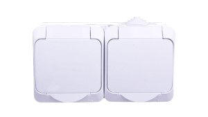 Cedar Plus Gniazdo hermetyczne podwójne z/u z klapką i przesłonami 16A IP44 białe WDE000522