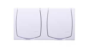 MADERA Gniazdo hermetyczne podwójne z/u IP44 z przesłonami klapka biała GNH-2NZP/00/w