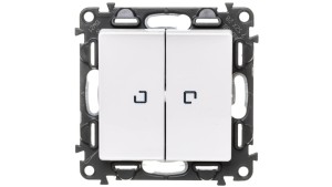 VALENA LIFE Łącznik świecznikowy z podświetleniem biały 752128