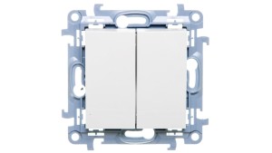 Simon 10 Łącznik świecznikowy 10AX IP44 biały CW5B.01/11