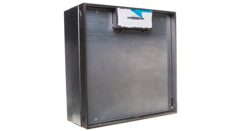 Puszka podłogowa kompletna 250x250 4x gniazda 16A z/u UDHOME9 V N 7427316