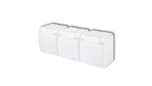 JUNIOR Gniazdo potrójne z/u (klapka biała) biały IP54 GHE-3