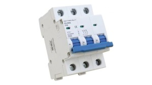 Wyłącznik nadprądowy 3P C32A 6kA bezpiecznik Doktovolt 5002