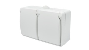 Gniazdo podwójne z uziemieniem natynkowe z klapką Aqua Plus IP54 białe 40225