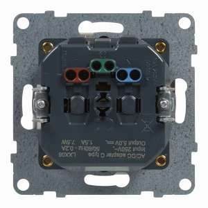 SUNO Gniazdo pojedyncze z USB-C 1,5A białe 16A 250V zaciski automatyczne z przesłoną 721189