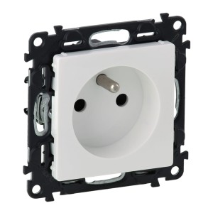 VALENA LIFE Gniazdo pojedyncze z/u 2P+Z biały 753185